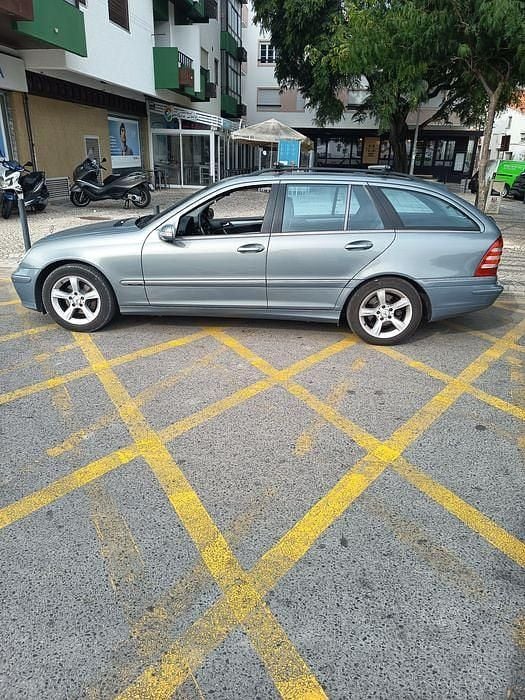 Usado 2007 Mercedes C220 Sedan | € 7.400 (Preço justo) - Imagem 1/4
