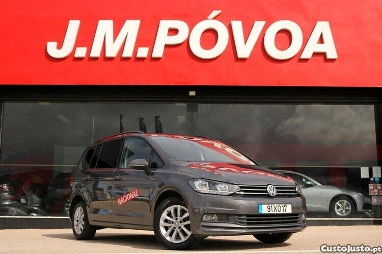 Usado VW Touran 115 HP (84 kW) 2019 Cinza Monovolume