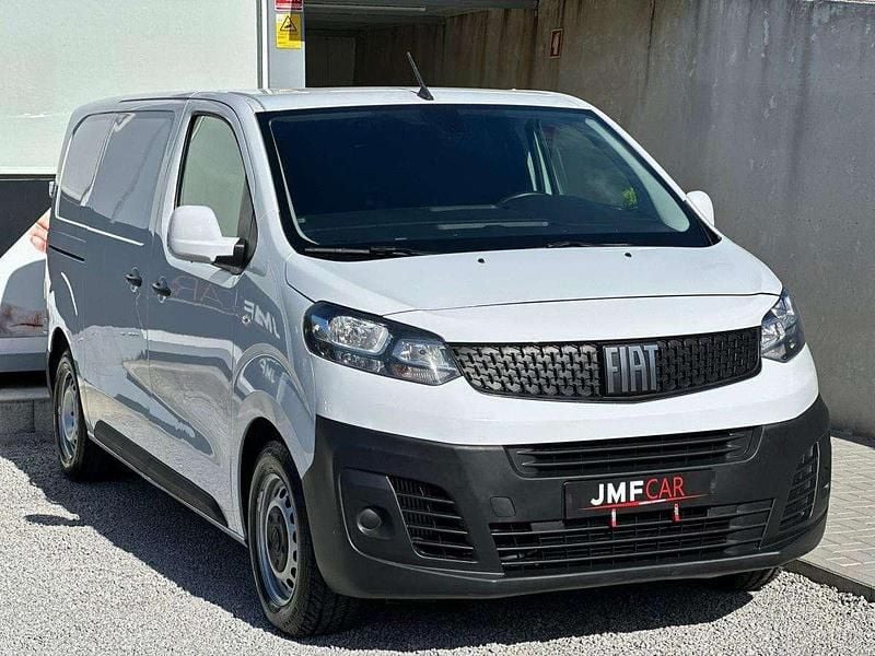 Usado Fiat Scudo 120 HP (88 kW) 2022 Branco Van