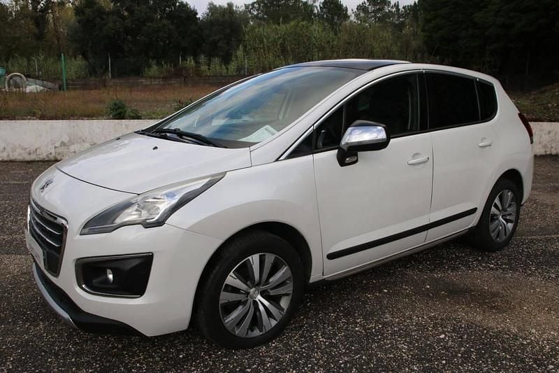 Branco Usado 2015 Peugeot 3008 Allure SUV | € 12.500 (Preço justo) - Imagem 1/4