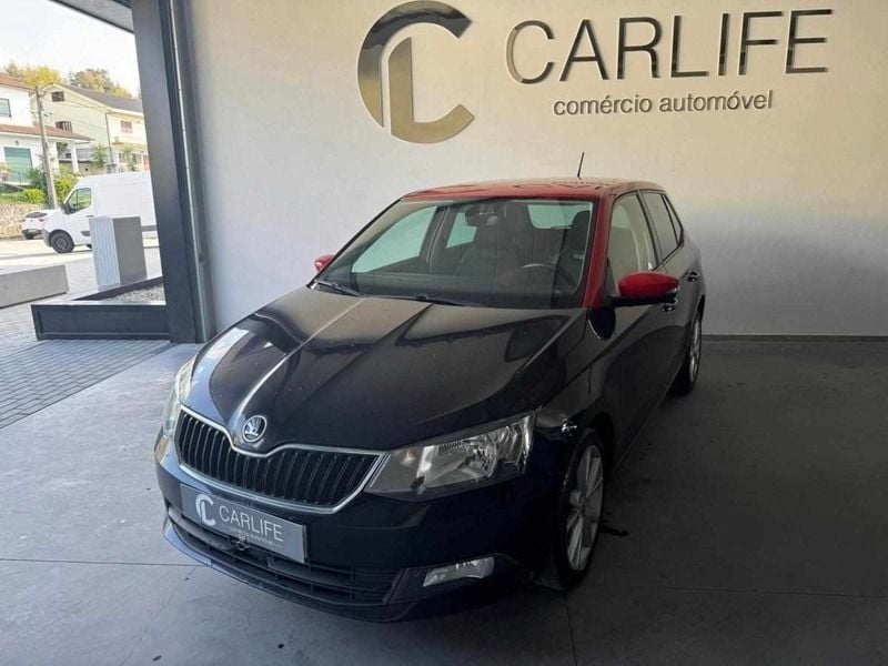 Preto Usado 2016 Skoda Fabia | € 8.850 (Super Preço) - Imagem 1/4