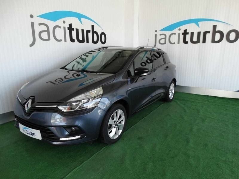 Cinzento Usado 2018 Renault Clio IV Carrinha | € 15.500 (Caro) - Imagem 1/4