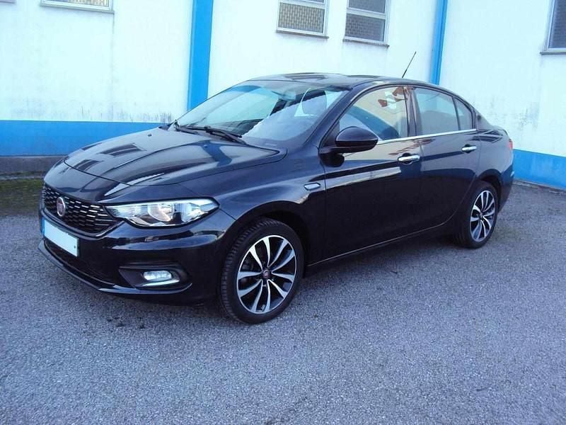 Usado Fiat Tipo 95 HP (69 kW) 2016 Preto Sedan