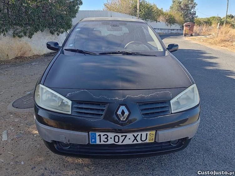 Preto Usado 2004 Renault Mégane II Sedan | € 2.990 - Imagem 1/1