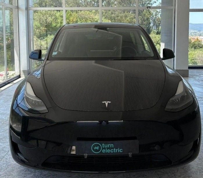 Preto Usado 2023 Tesla Model Y SUV | € 33.900 (Bom preço) - Imagem 1/1