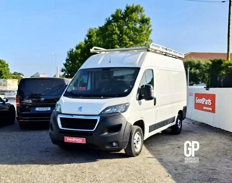 Branco Usado 2018 Peugeot Boxer Van | € 15.900 (Bom preço) - Imagem 1/4