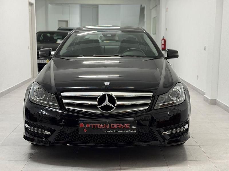 Usado Mercedes C220 170 HP (125 kW) 2015 Preto Coupé