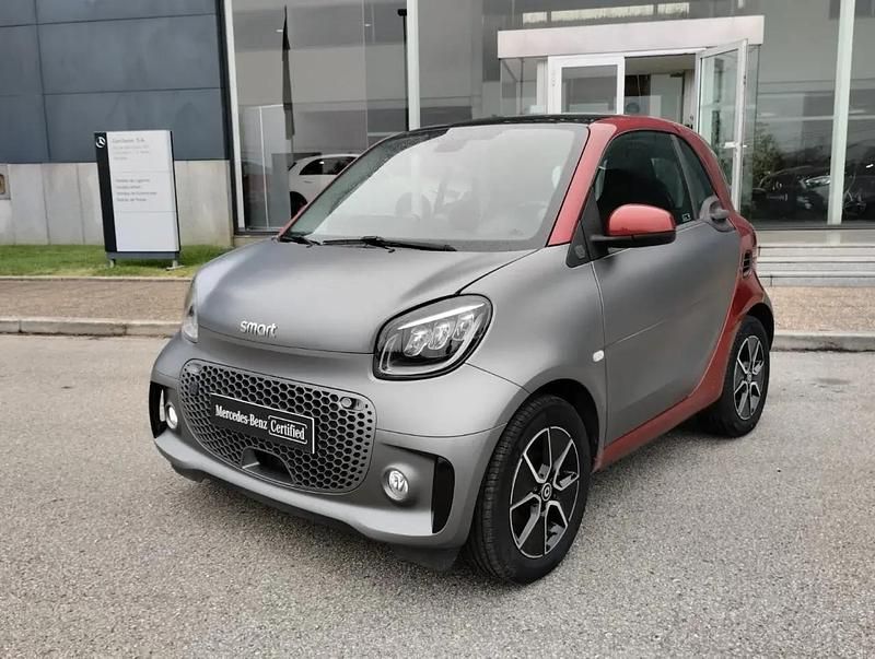 Cinzento Usado 2021 Smart ForTwo Electric Drive Passion Coupé | € 15.950 (Preço elevado) - Imagem 1/4