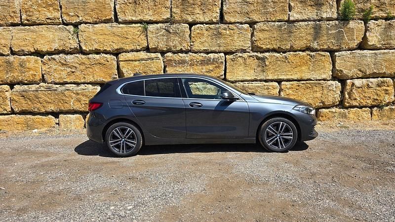 Usado BMW 116 116 HP (85 kW) 2021 Cinza Citadino