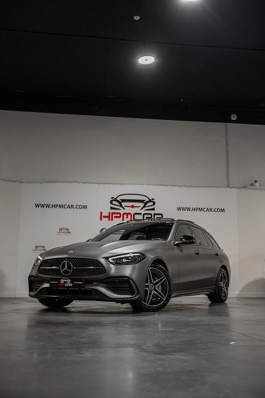 Usado Mercedes C300 AMG line 320 HP (235 kW) 2022 Cinza Carrinha