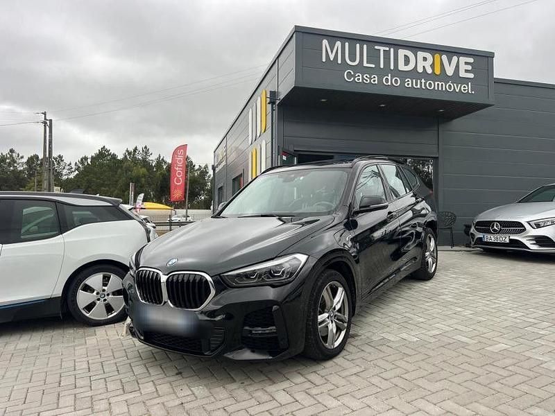 Preto Usado 2022 BMW X1 SUV | € 28.000 - Imagem 1/4