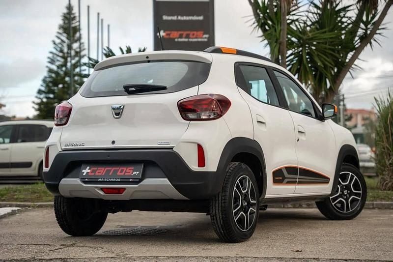 Usado Dacia Spring Comfort Plus 33 kW (45 HP) 2022 Branco Citadino