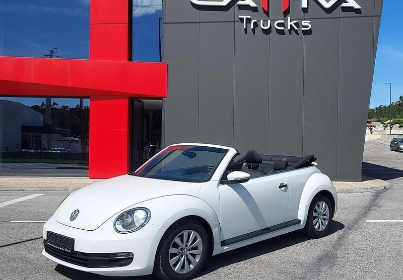 Usado VW Beetle 105 HP (77 kW) 2014 Branco Cabrios