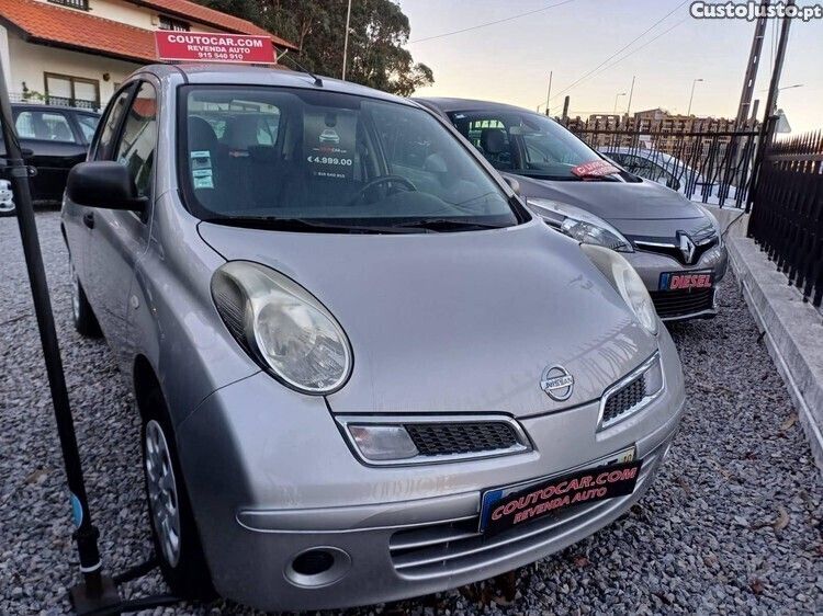 Cinza Usado 2010 Nissan Micra Citadino | € 3.499 - Imagem 1/1