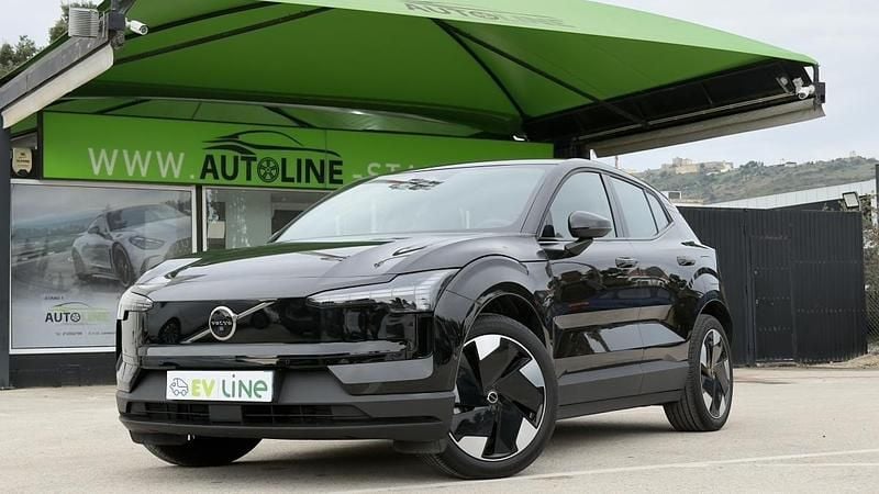 Preto Usado 2024 Volvo EX30 SUV | € 36.500 (Preço justo) - Imagem 1/4
