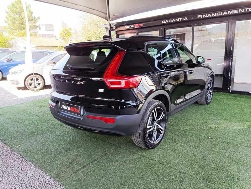 Usado Volvo XC40 R-Design 262 HP (192 kW) 2020 Preto SUV