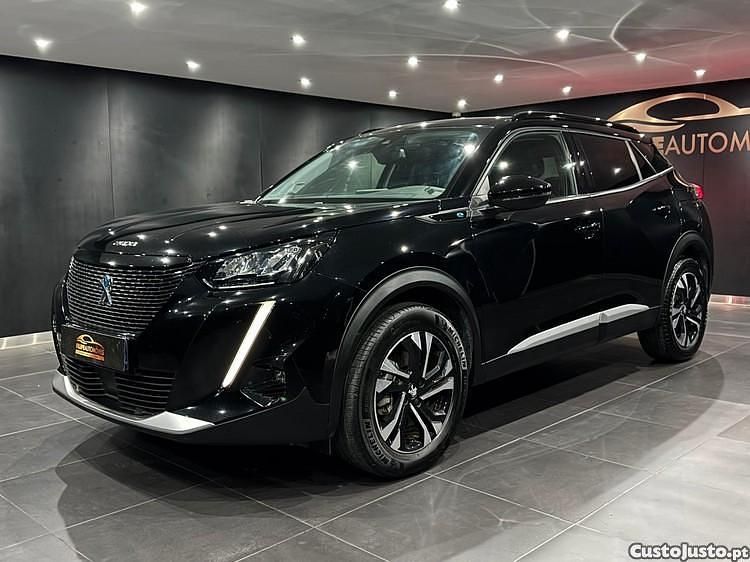 Preto Usado 2022 Peugeot e-2008 Allure SUV | € 20.900 (Caro) - Imagem 1/1