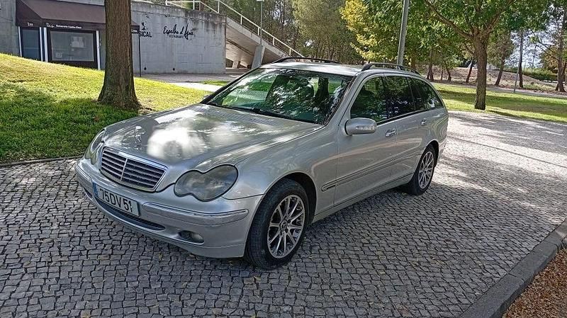 Usado 2002 Mercedes C220 Sedan | € 3.750 (Super Preço) - Imagem 1/4