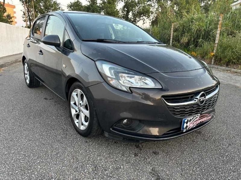 Cinzento (metalizado) Usado 2022 Opel Corsa Cosmo | € 14.900 (Preço justo) - Imagem 1/4