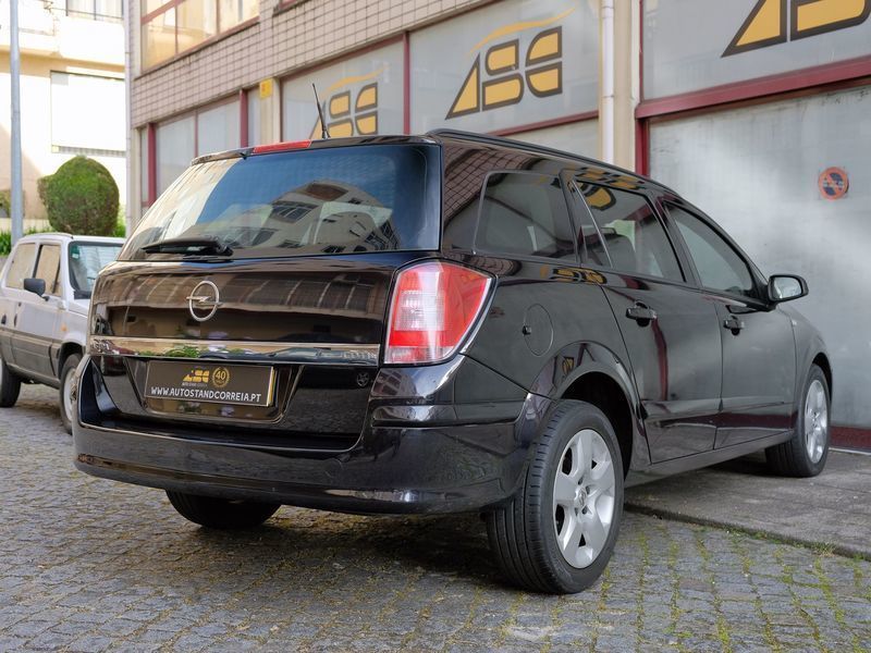 Opel astra caravan 2007