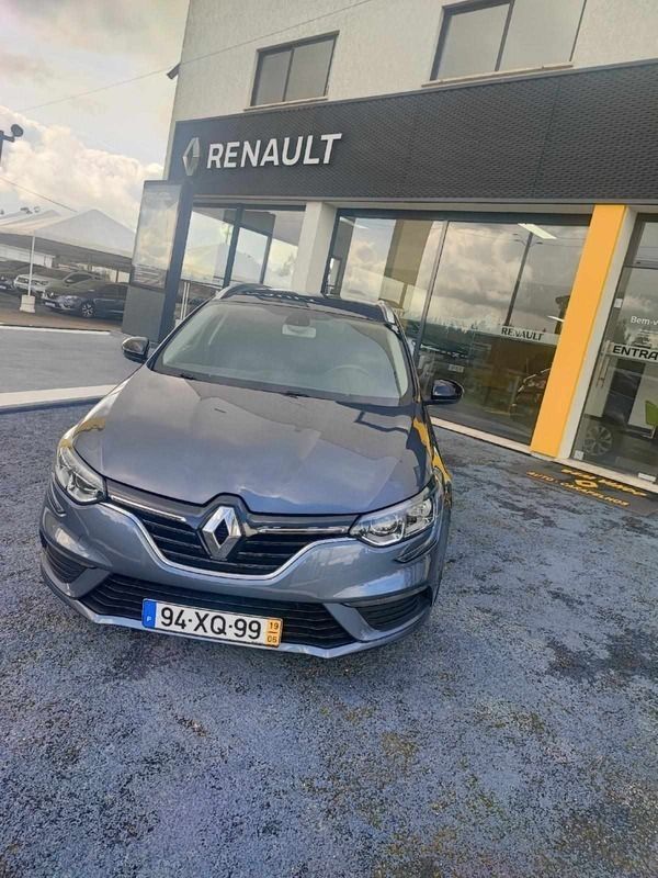 Usado Renault Mégane IV 115 HP (84 kW) 2019 Cinzento Carrinha