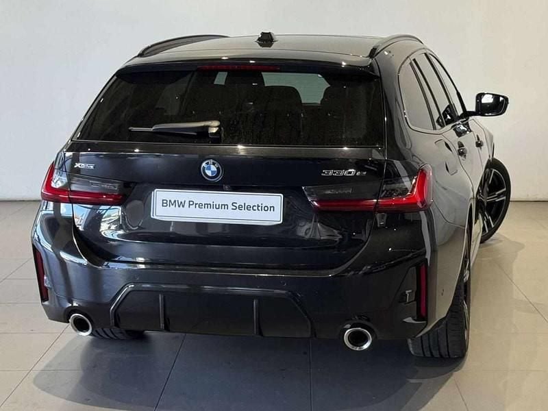 Usado BMW 330 292 HP (214 kW) 2023 Preto