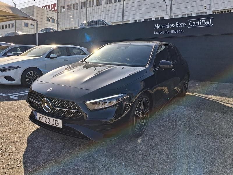Usado Mercedes A180 AMG line 116 HP (85 kW) 2025 Preto Sedan
