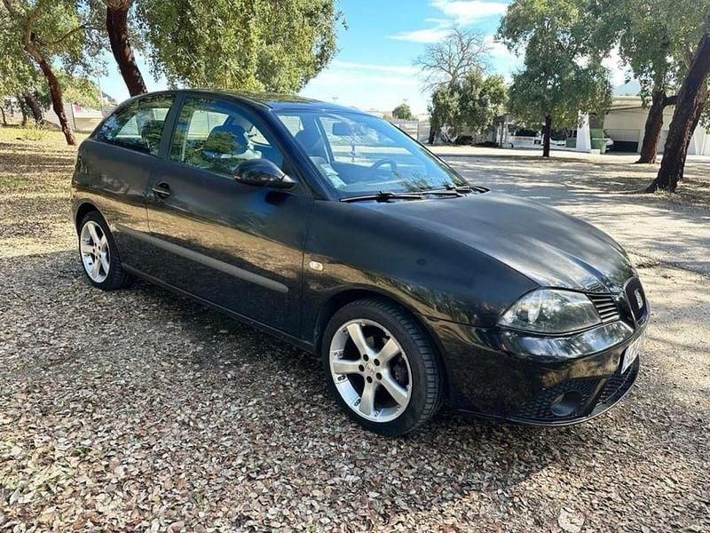 Usado 2007 Seat Ibiza Stylance | € 2.750 (Super Preço) - Imagem 1/4