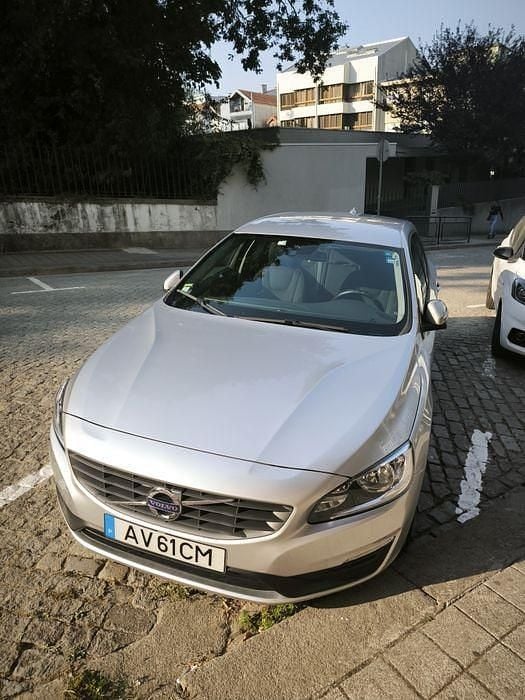 Usado 2016 Volvo V60 Carrinha | € 10.500 (Super Preço) - Imagem 1/4