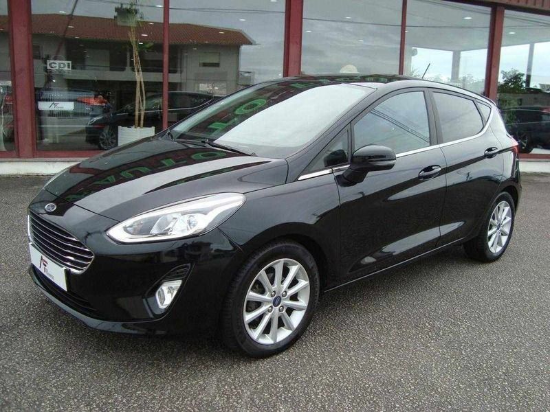 Usado Ford Fiesta Titanium 100 HP (73 kW) 2019 Preto Citadino