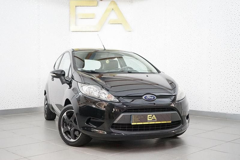 Preto Usado 2010 Ford Fiesta Citadino | € 7.480 (Preço justo) - Imagem 1/4