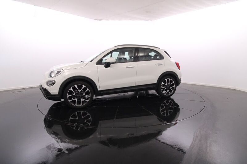 Branco Usado 2021 Fiat 500X Cross SUV | € 19.450 (Preço justo) - Imagem 1/4