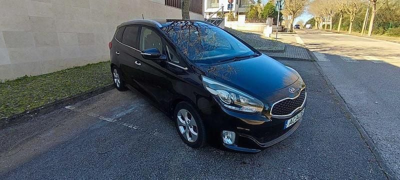 Usado Kia Carens 136 HP (100 kW) 2014 Monovolume