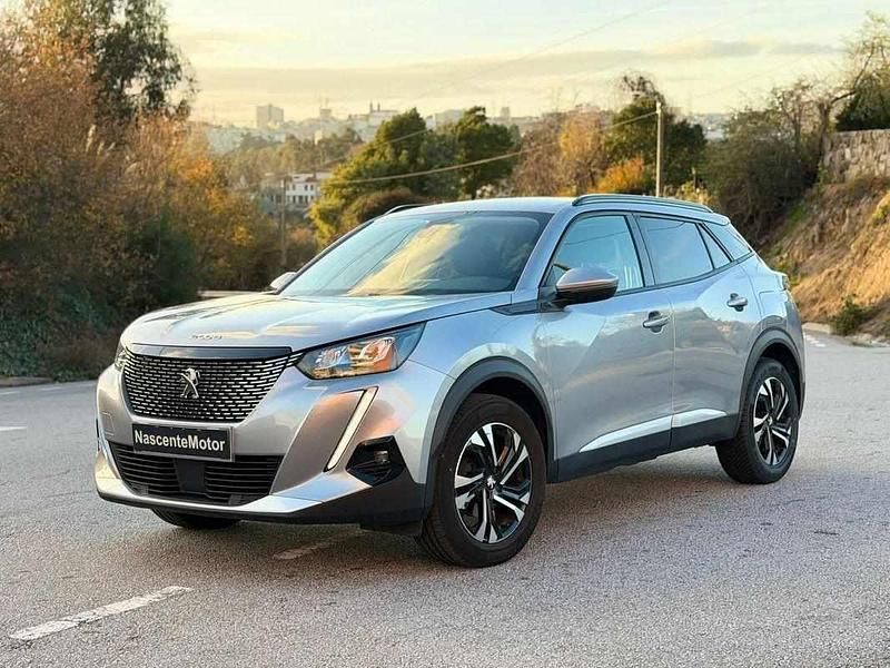 Cinzento Usado 2021 Peugeot 2008 SUV | € 16.950 (Preço justo) - Imagem 1/4