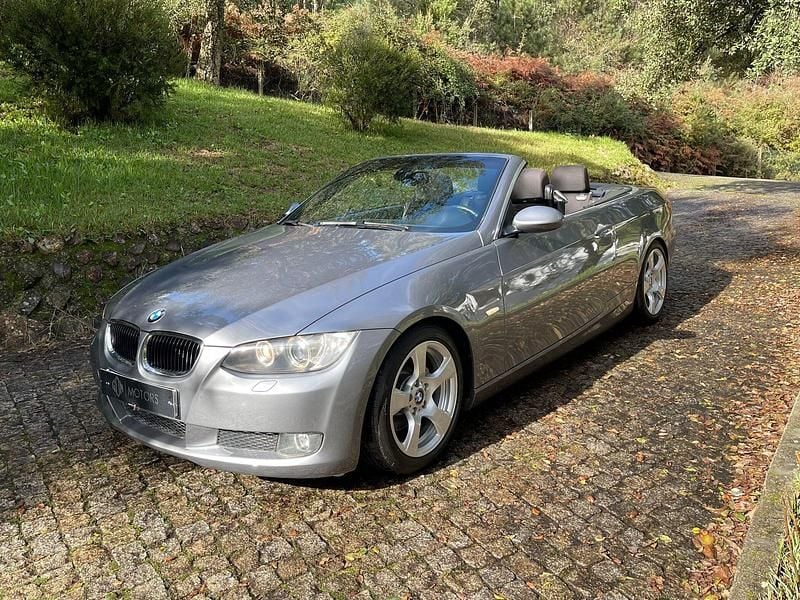 Cinza Usado 2008 BMW 320 Cabriolet Cabrios | € 13.950 - Imagem 1/4