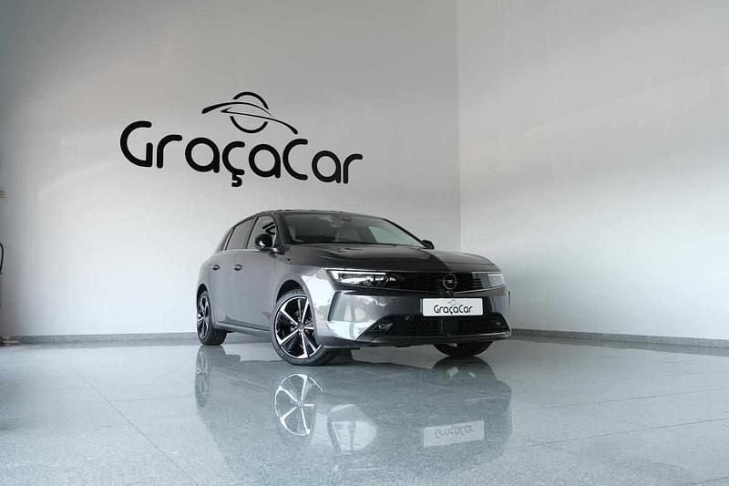 Cinzento Usado 2022 Opel Astra Citadino | € 21.900 (Preço justo) - Imagem 1/4