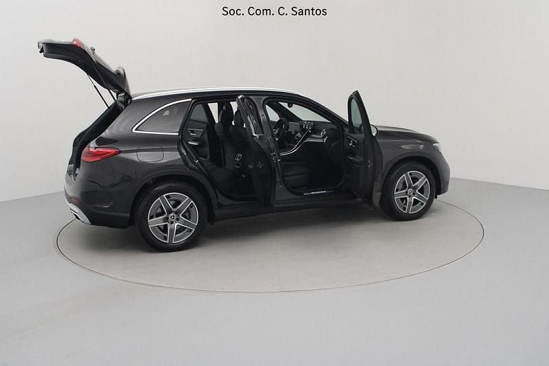 Usado Mercedes GLC300 AMG 269 HP (197 kW) 2024 Cinza SUV