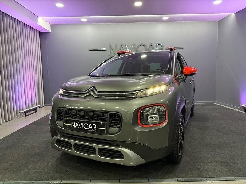 Cinza Usado 2019 Citroën C3 Feel Citadino | € 11.450 (Bom preço) - Imagem 1/4