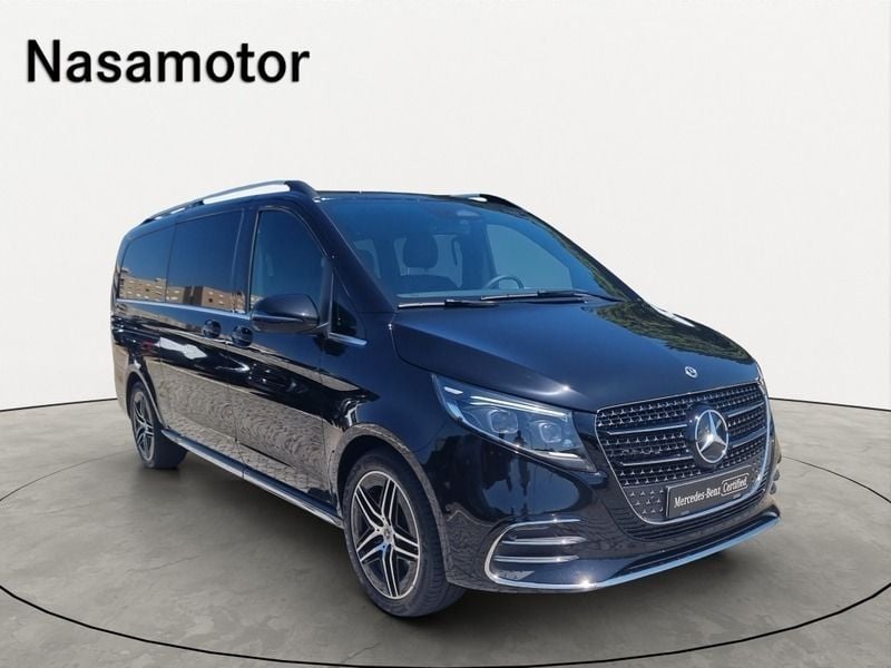 Preto metalizado Usado 2025 Mercedes V300 Avantgarde Monovolume | € 99.500 - Imagem 1/4