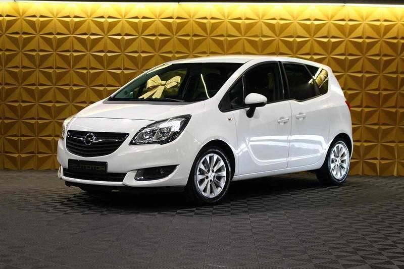 Branco Usado 2015 Opel Meriva Monovolume | € 8.900 (Preço justo) - Imagem 1/4