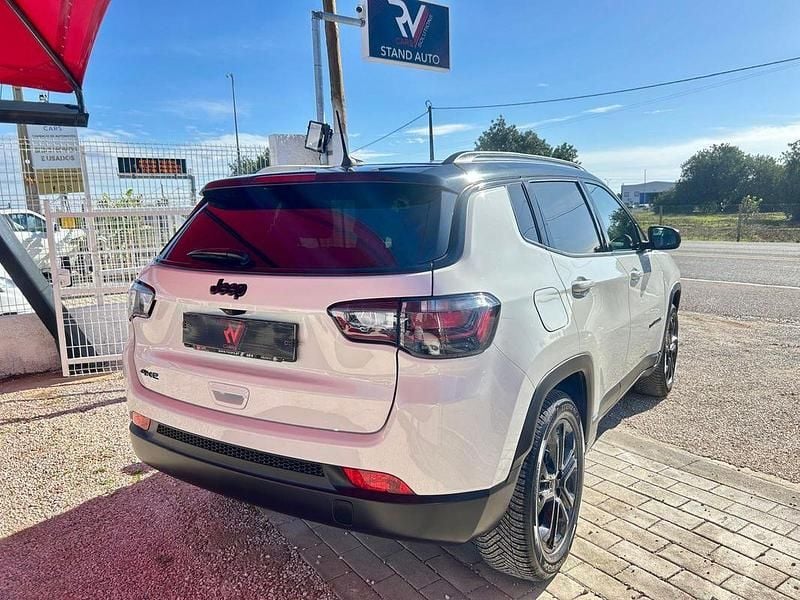 Usado Jeep Compass 240 HP (176 kW) 2022 Branco SUV