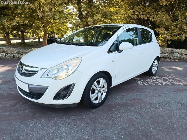 Branco Usado 2011 Opel Corsa Citadino | € 6.500 (Preço justo) - Imagem 1/1