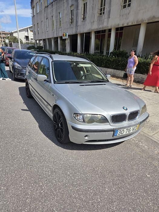 Usado 2003 BMW 320 Sedan | € 3.500 (Bom preço) - Imagem 1/4