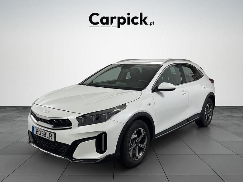 Branco Usado 2024 Kia XCeed SUV | € 20.900 (Preço justo) - Imagem 1/4