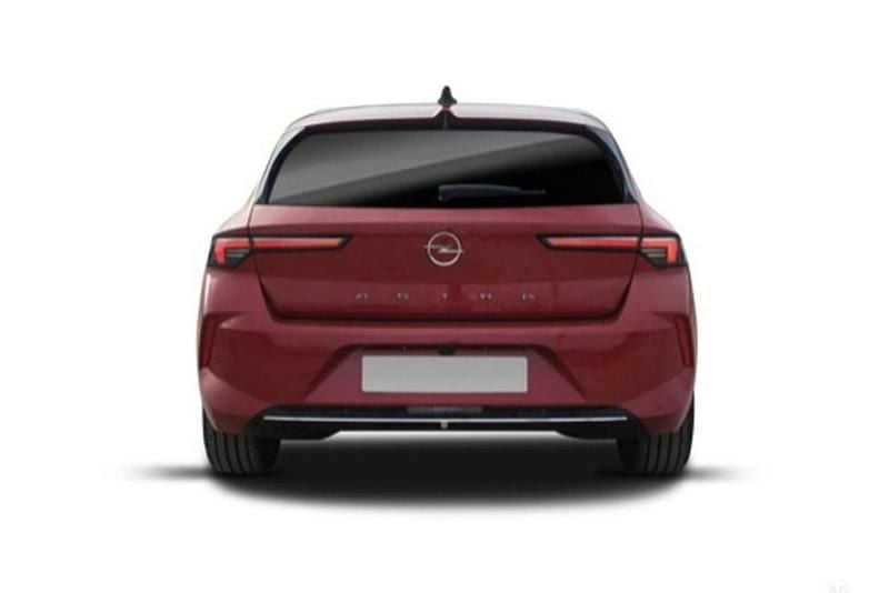 Usado Opel Astra 130 HP (95 kW) 2023 Branco Citadino