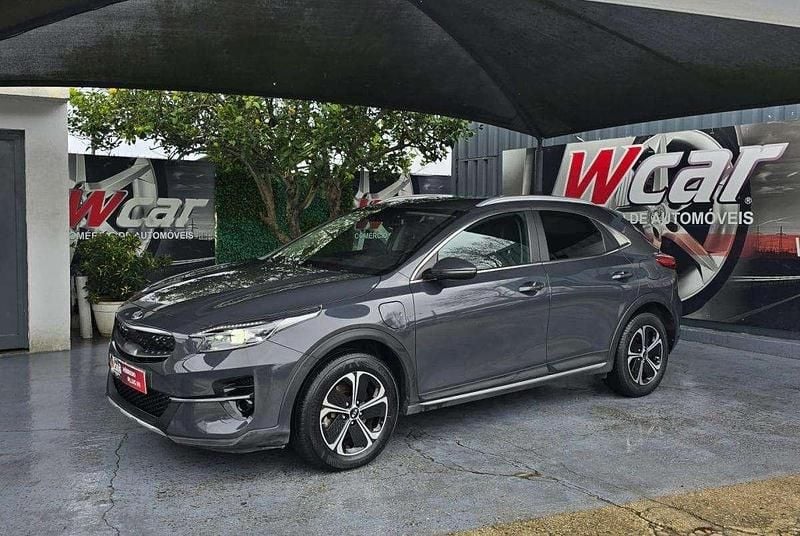Cinzento Usado 2021 Kia XCeed SUV | € 17.950 (Bom preço) - Imagem 1/4