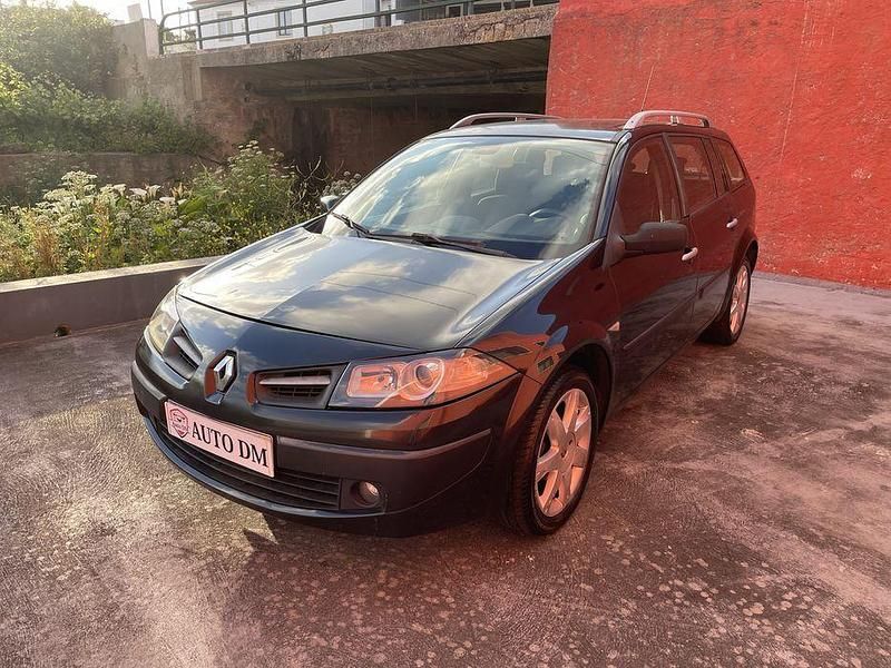 Usado 2009 Renault Mégane III Sedan | € 2.390 (Preço justo) - Imagem 1/4