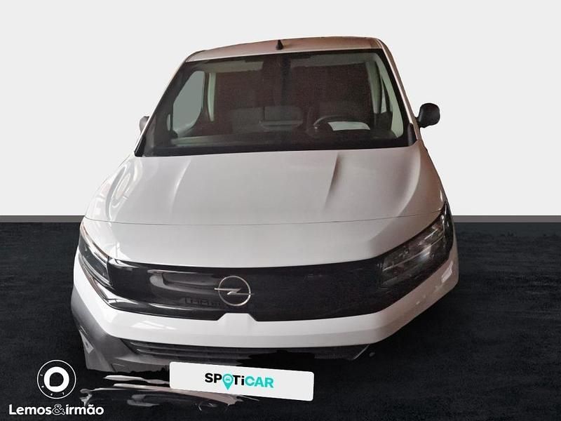 Usado Opel Combo 100 HP (73 kW) 2025 Branco