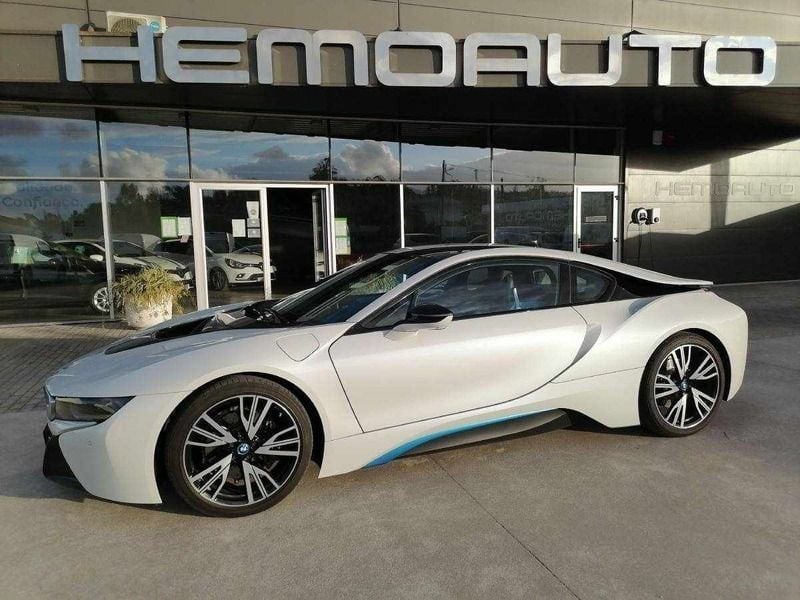 Branco Usado 2017 BMW i8 Pure Impulse Coupé | € 89.750 - Imagem 1/4
