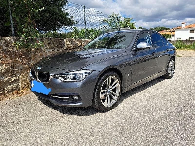 Usado 2017 BMW 330e Sedan | € 20.000 (Bom preço) - Imagem 1/4